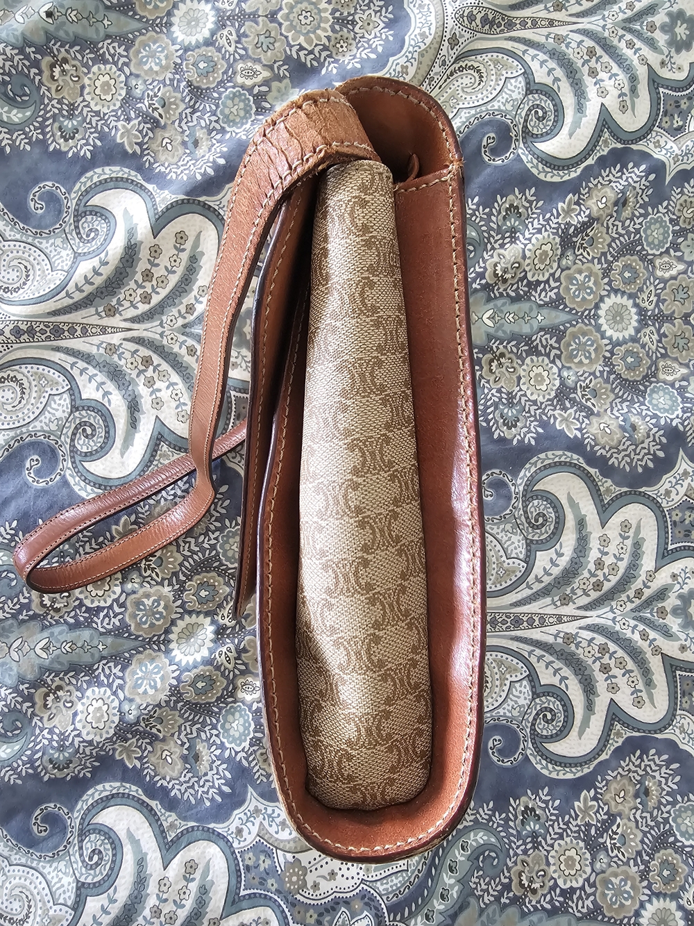 Celine Beige Triomphe Canvas Crossbody Bag with Brown Leather Trim - Picture 4 of 8